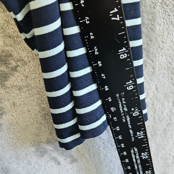 J Jill Wearever Navy Green Med Striped Long Sleeve Top Vneck - Picture 8 of 12